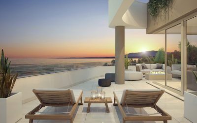 RIGHT ON THE BEACH
